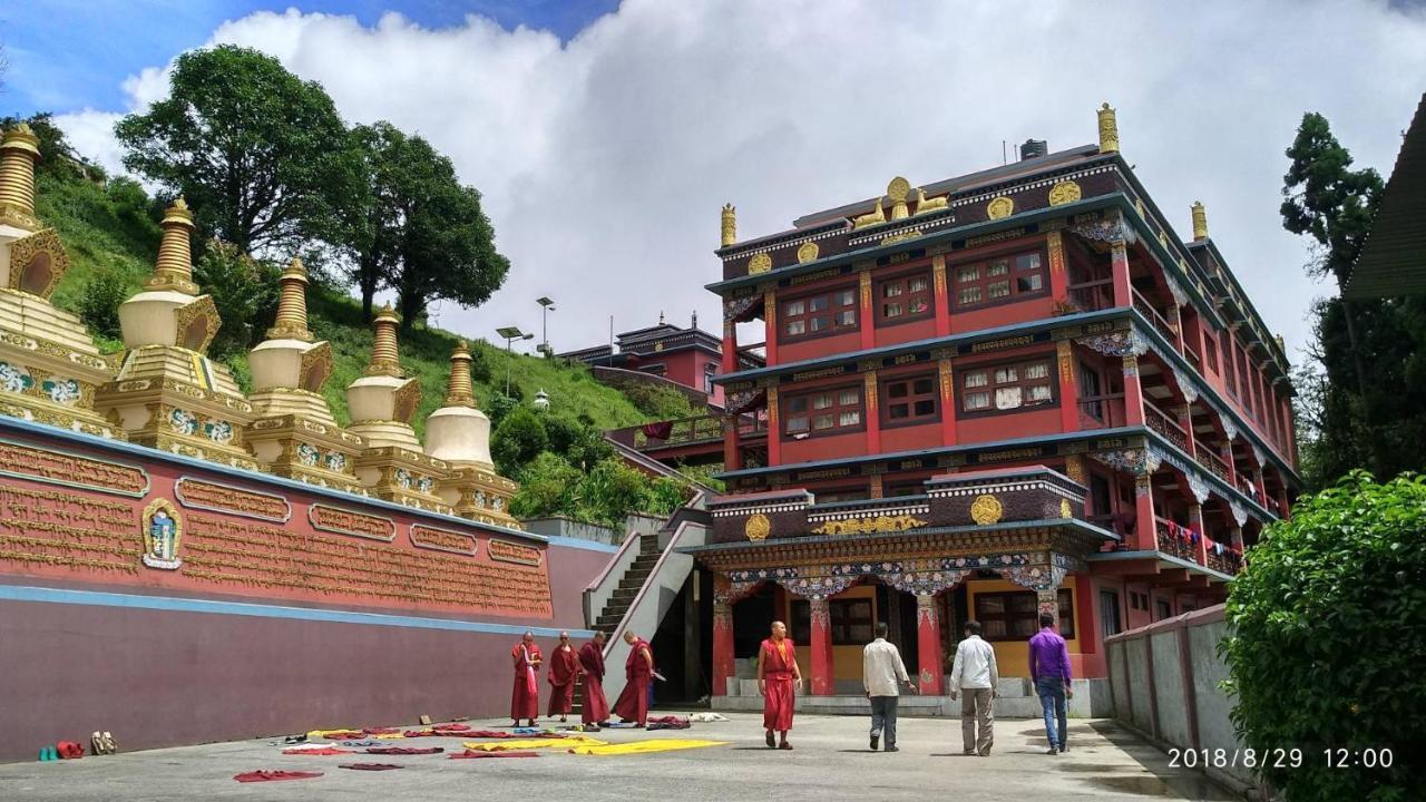 Tibet Homestay Rishop Eksteriør billede