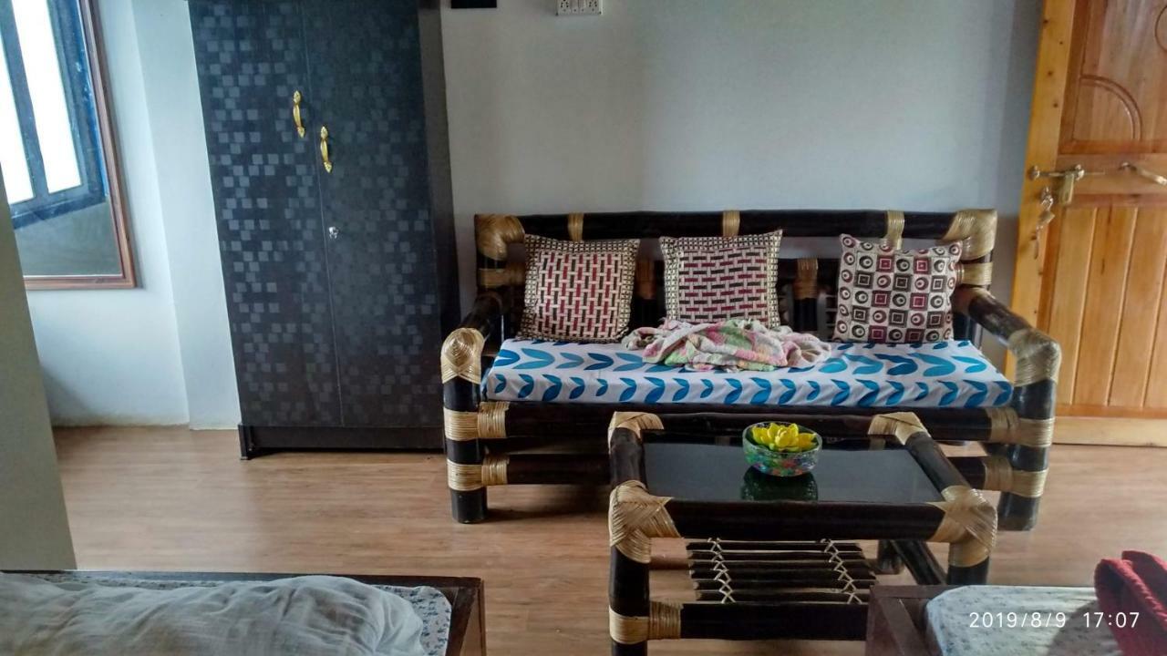 Tibet Homestay Rishop Eksteriør billede